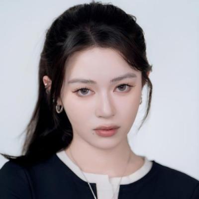 短剧演员沈时珩