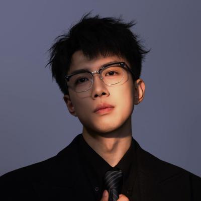 短剧演员王洵然