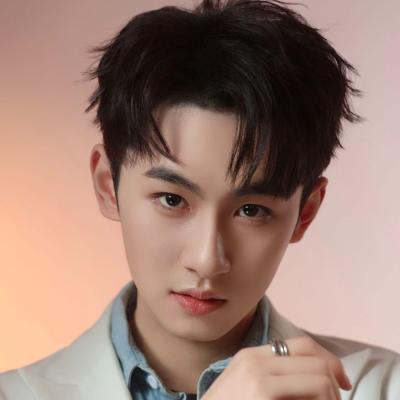 短剧演员