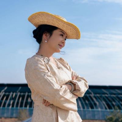 短剧演员王晓岩