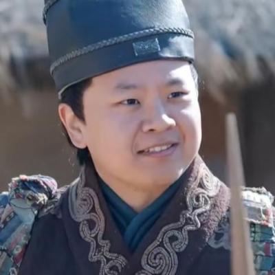 短剧演员何泽琛