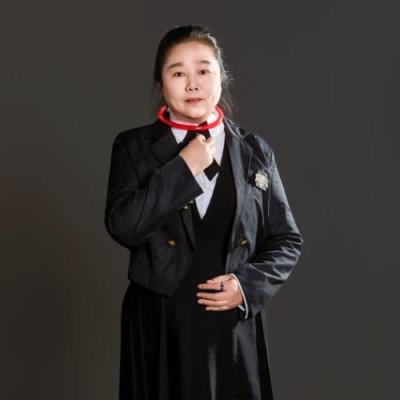 短剧演员陈丽娟