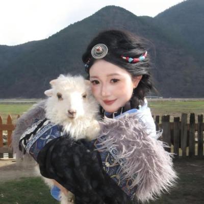 短剧演员卷卷