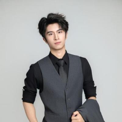 短剧演员李子轩