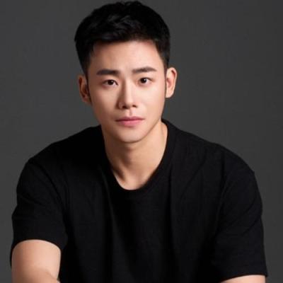 短剧演员刘季