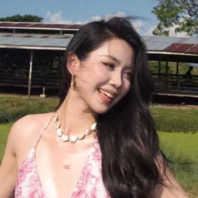 短剧演员刘裕欣