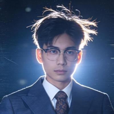 短剧演员刘少屿