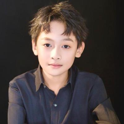 短剧演员刘展勋