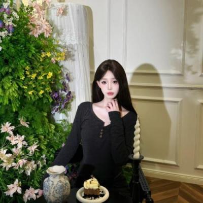 短剧演员史娅奇