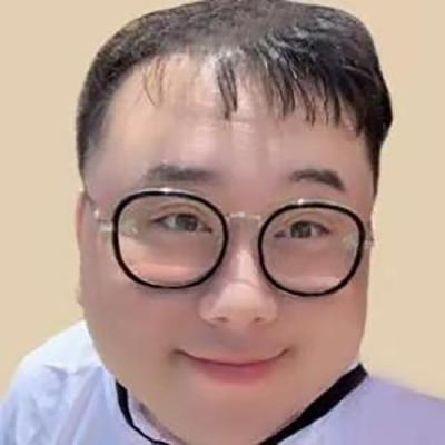 短剧演员刘文尧