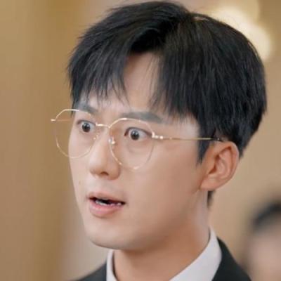 短剧演员舒景霖