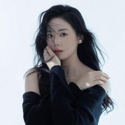 短剧演员张晴岚