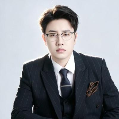 短剧演员侯湙宸