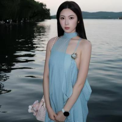 短剧演员郑曦月