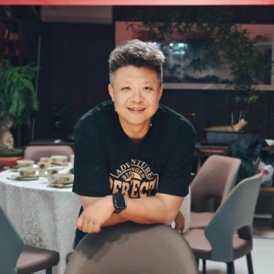 短剧演员