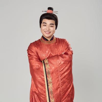 短剧演员李奕涵
