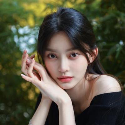 短剧演员李湘仪