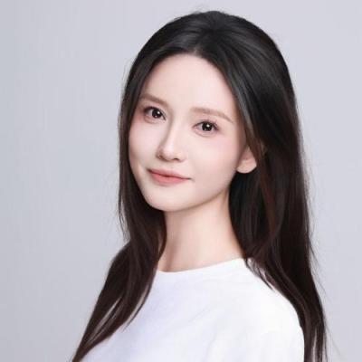 短剧演员刘瑶
