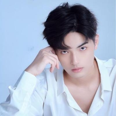 短剧演员张子乐