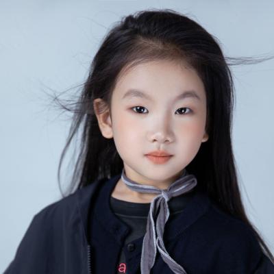 短剧演员石宸菀
