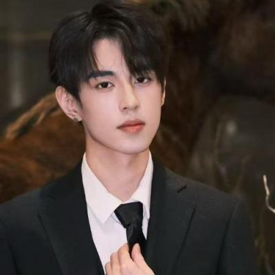 短剧演员