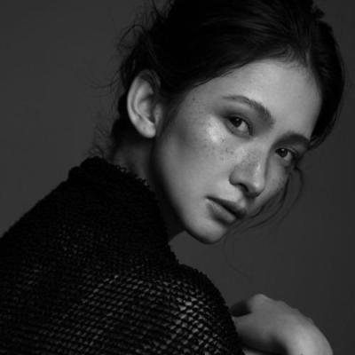 短剧演员苏比努尔