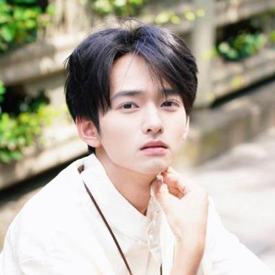 短剧演员