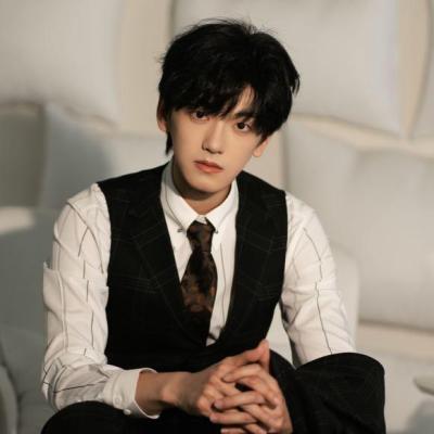 短剧演员