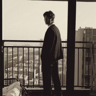 短剧演员肖芳捷