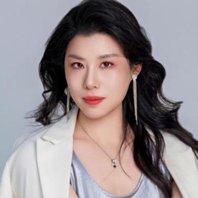 短剧演员郭希尧