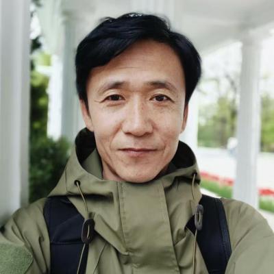 短剧演员徐晓强