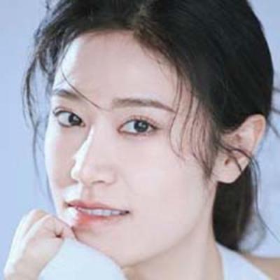 短剧演员龙梦雅