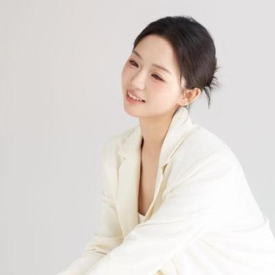短剧演员忻芮
