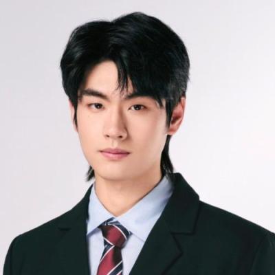 短剧演员咸程举