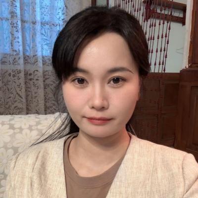 短剧演员康凯旋