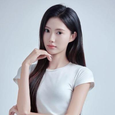 短剧演员曲莳沅