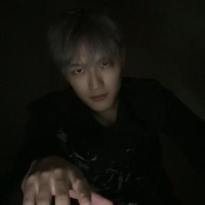 短剧演员龙龙