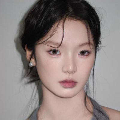 短剧演员凌栩沂