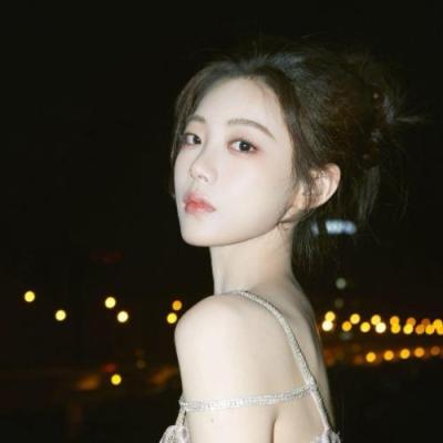 短剧演员冯若航