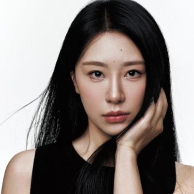 短剧演员吴卓然