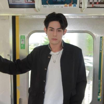 短剧演员