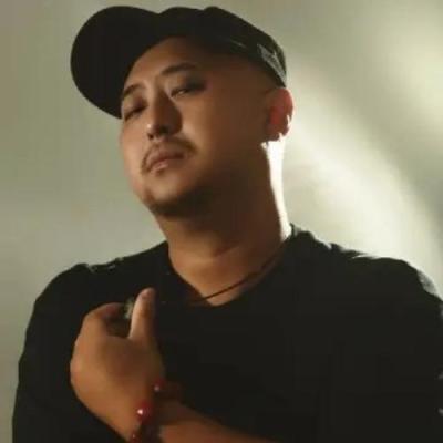 短剧演员