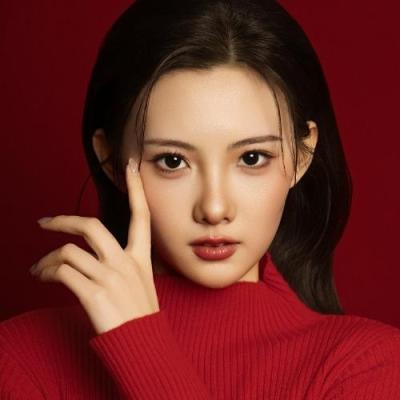 短剧演员刘思源