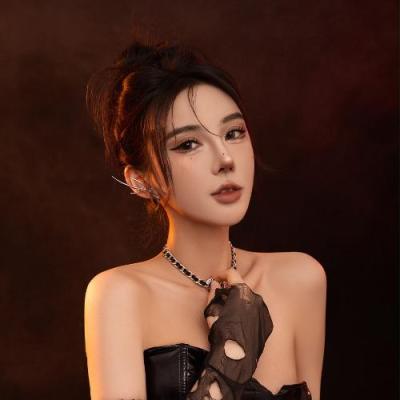 短剧演员金素雅